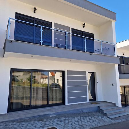 C - Delightful 2 Bedroom Vacation Home Machico  Extérieur photo